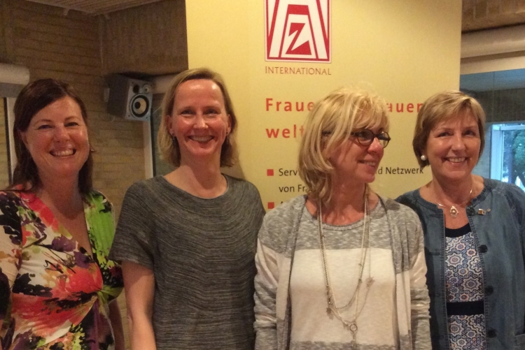 der neue Vorstand vlnr: Susanne Sparka, Astrid Frevert, Martina Fesser, Astrid Andresen